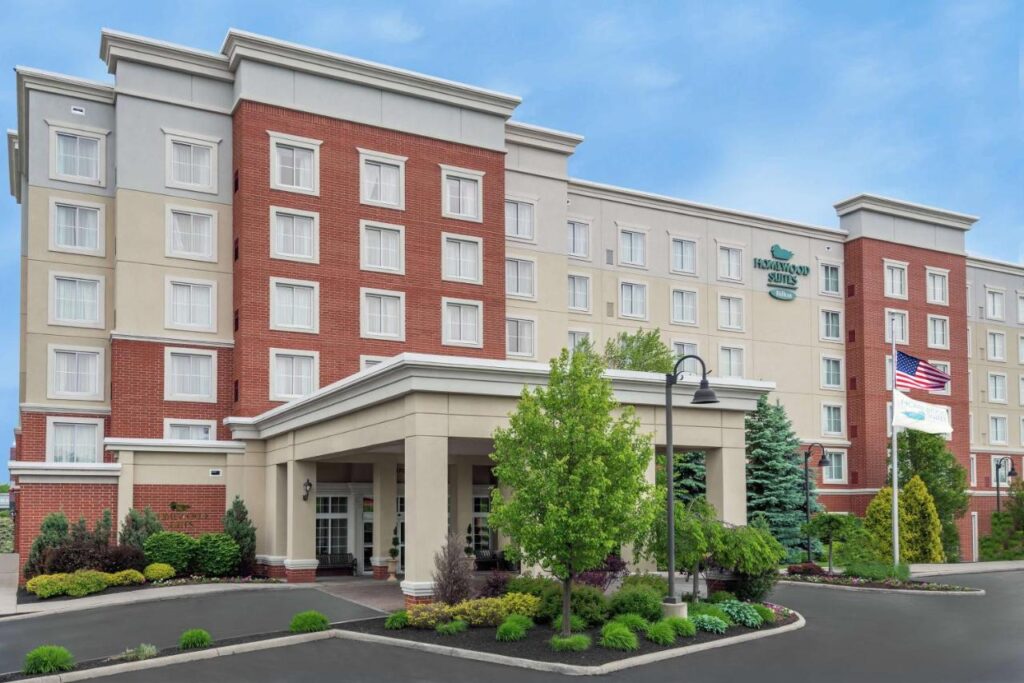 Homewood Suites by Hilton Cleveland-Beachwood - Image 1