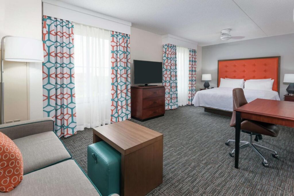 Homewood Suites by Hilton Cleveland-Beachwood - Image 2