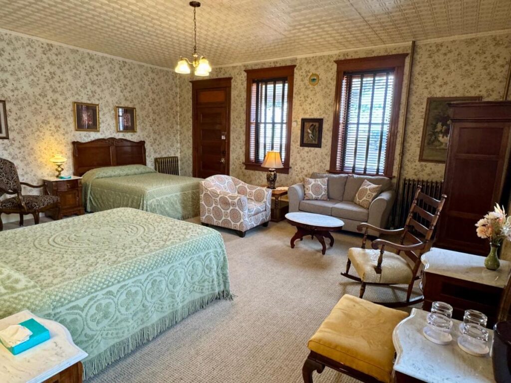 Cripple Creek Hospitality House - Image 3