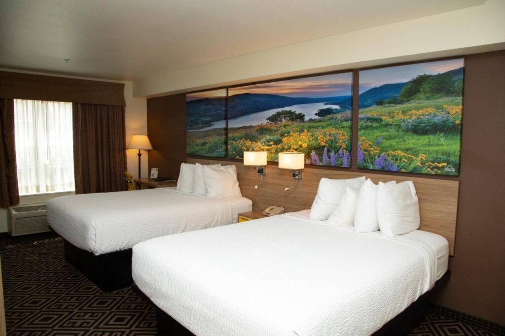 Days Inn by Wyndham Manitou Springs - Image 1
