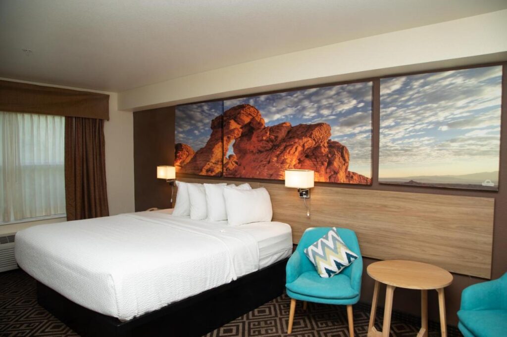 Days Inn by Wyndham Manitou Springs - Image 6