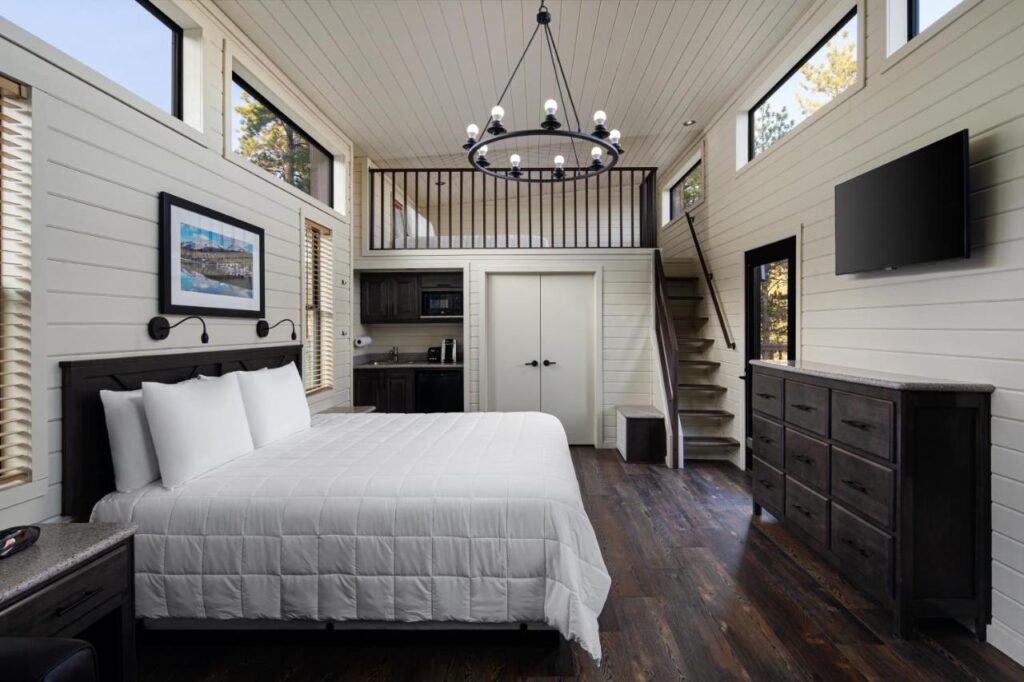 Jellystone Park™ at Larkspur - Image 2