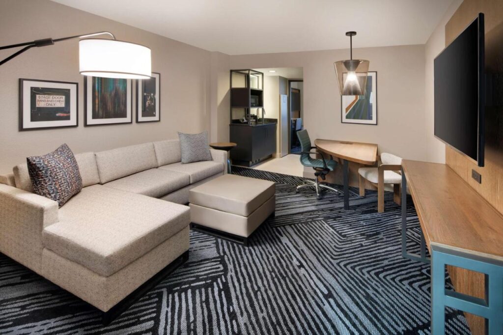 Embassy Suites by Hilton San Rafael Marin County - Image 3