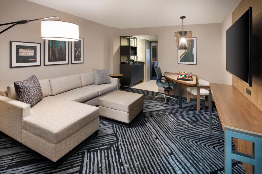 Embassy Suites by Hilton San Rafael Marin County - Image 5