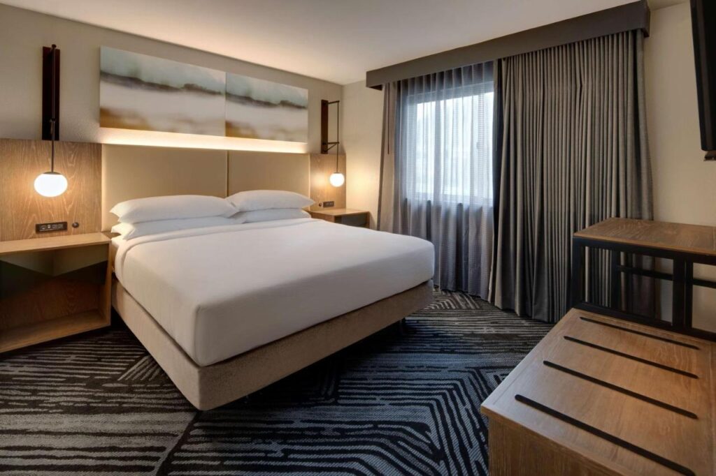 Embassy Suites by Hilton San Rafael Marin County - Image 6