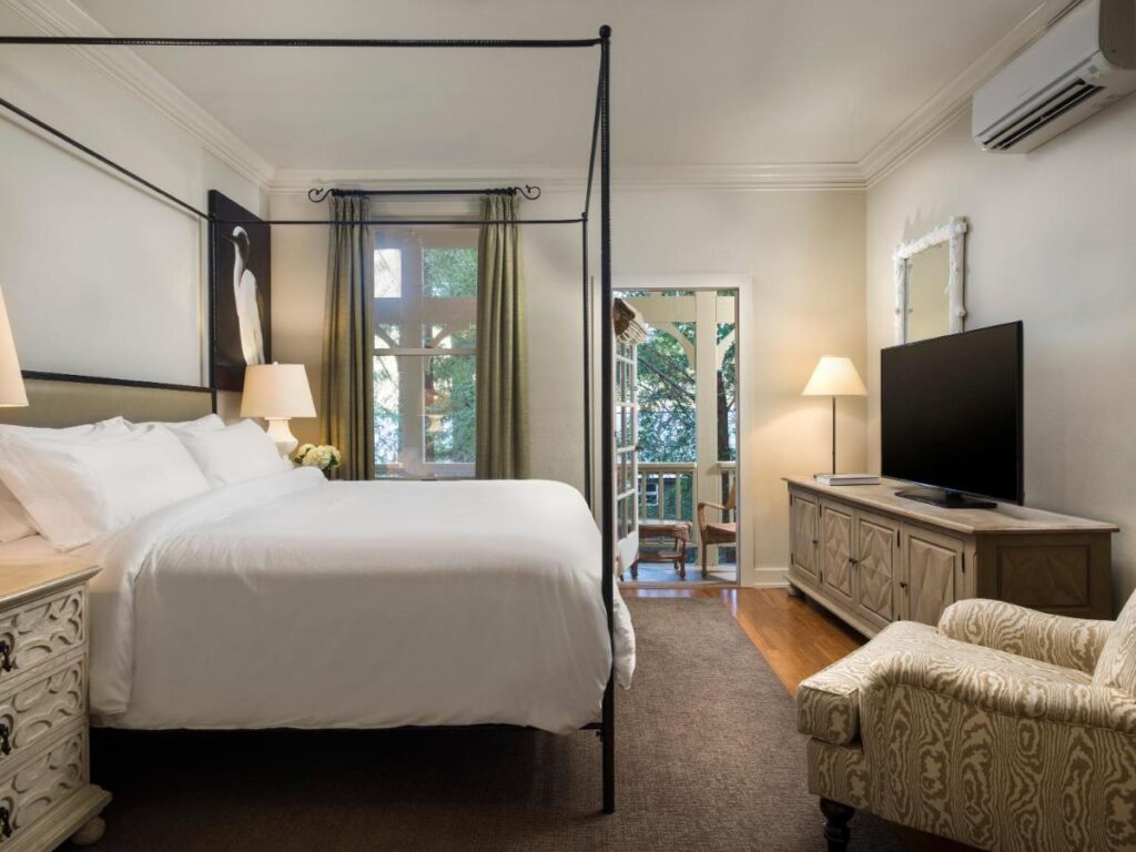 Mill Valley Inn - Image 6