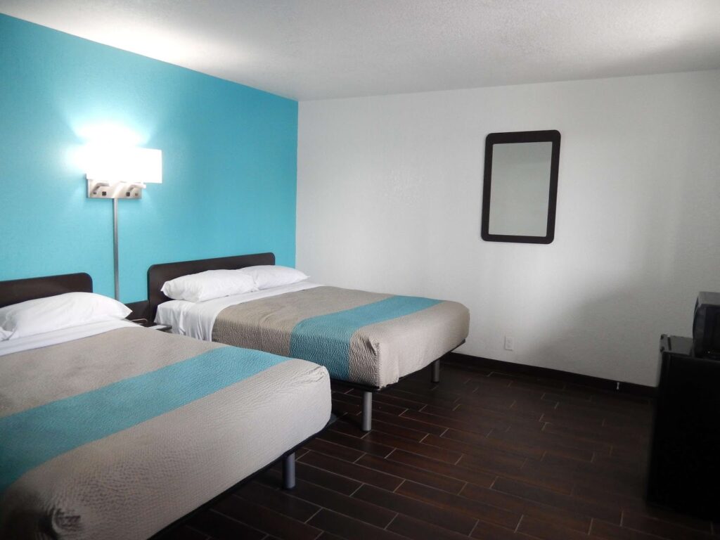 Motel 6-Portland, TX - Image 6
