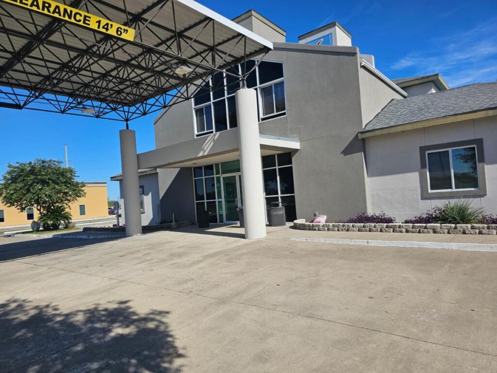 Motel 6 Sinton TX - Image 1