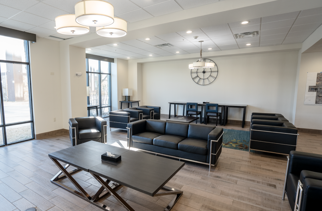 Atrium Hotel and Suites DFW Airport - Image 6