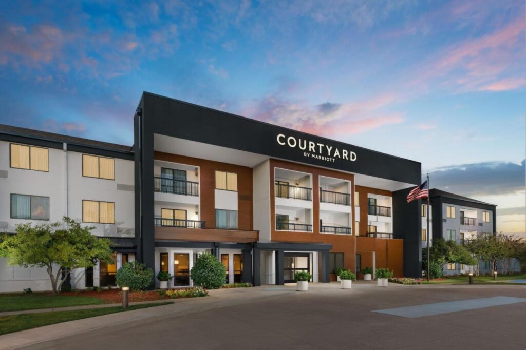 Courtyard by Marriott Dallas Lewisville - Image 1