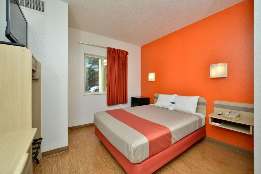 Motel 6-McKinney, TX - North - Image 5