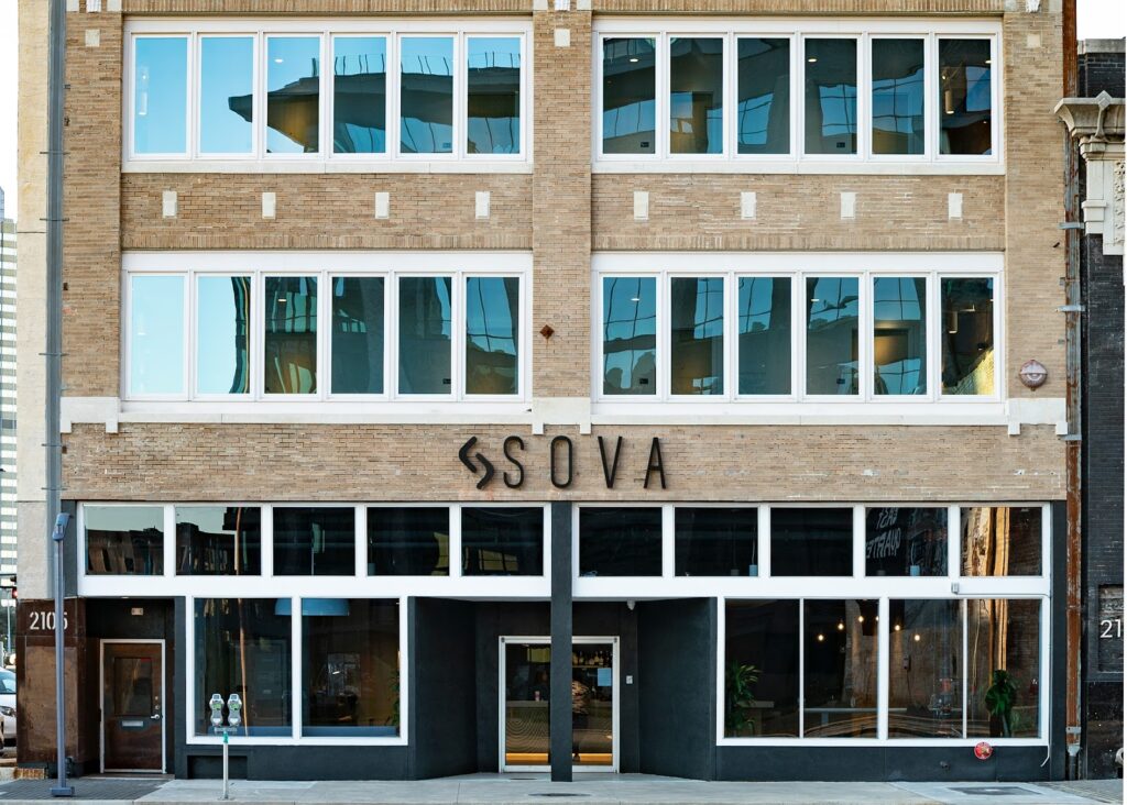 SOVA Micro-Room & Social Hotel - Image 5