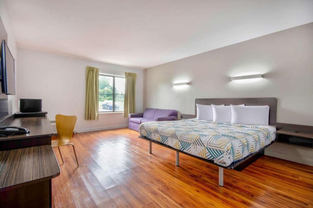 Motel 6-Springfield, OH - Image 1
