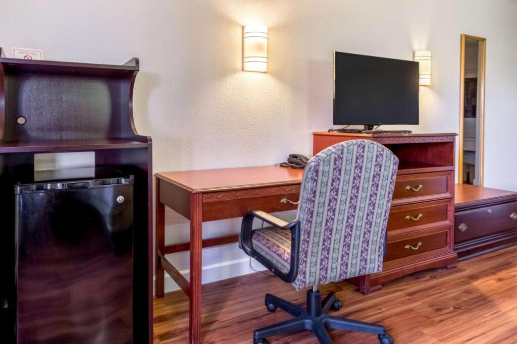 Motel 6-Springfield, OH - Image 3