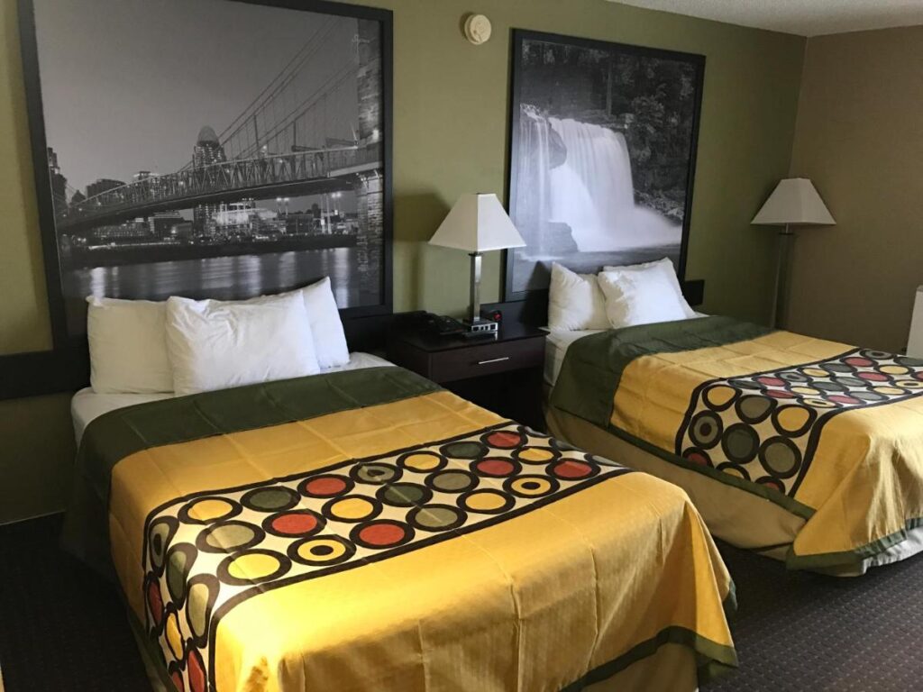 Super 8 by Wyndham Miamisburg Dayton S Area OH - Image 5