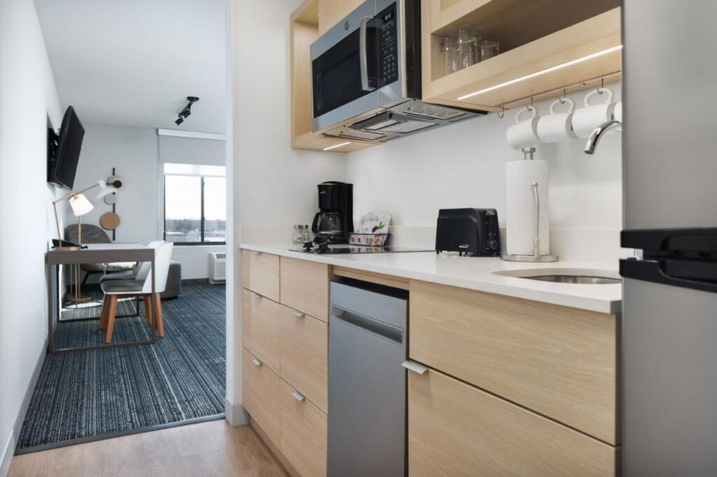 TownePlace Suites by Marriott Sidney - Image 4