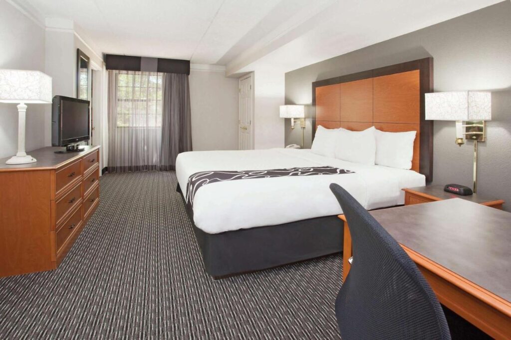 La Quinta Inn by Wyndham Denver Golden - Image 2