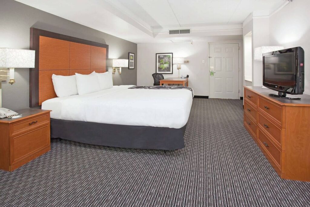 La Quinta Inn by Wyndham Denver Golden - Image 6