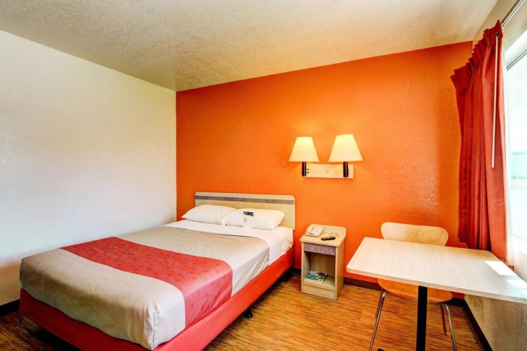 Motel 6-Denver, CO - Airport - Image 4