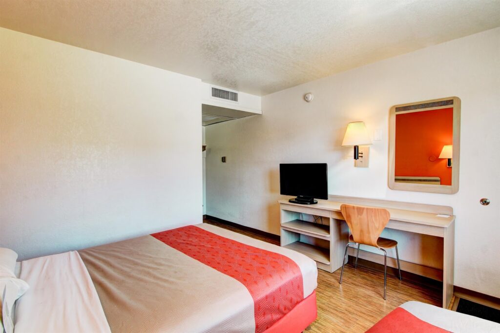 Motel 6-Denver, CO - Airport - Image 6