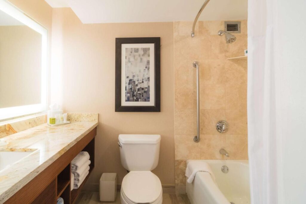 The Inverness Denver, a Hilton Golf & Spa Resort - Image 6