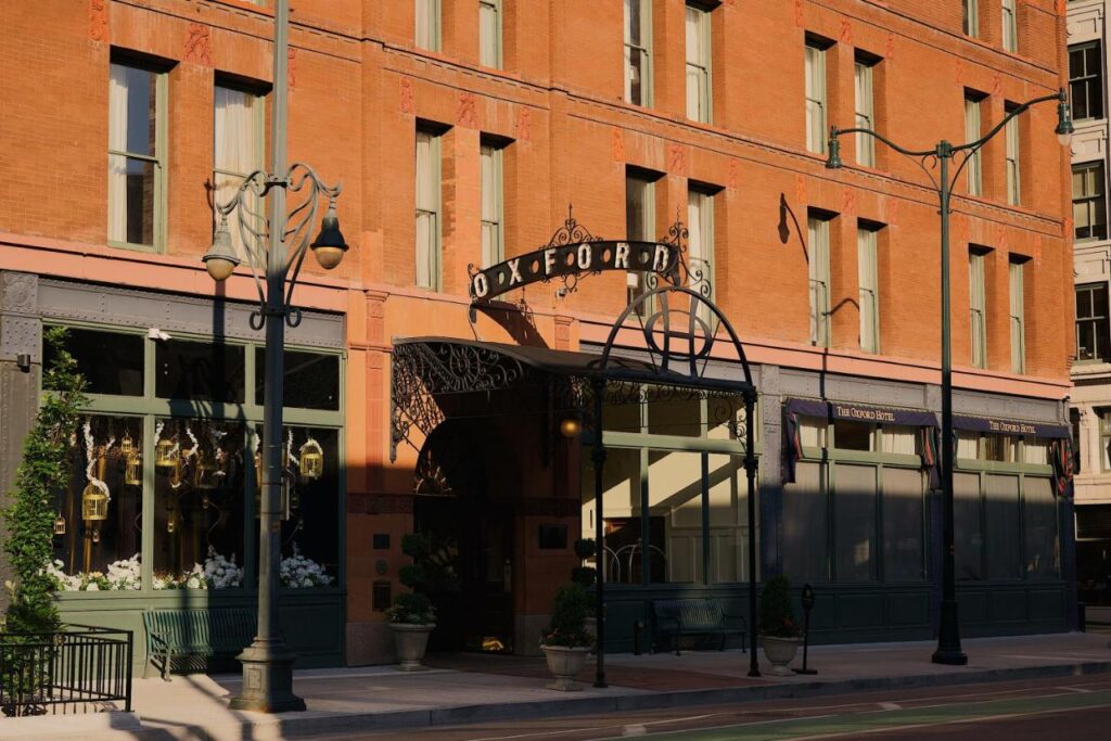 The Oxford Hotel - Image 1