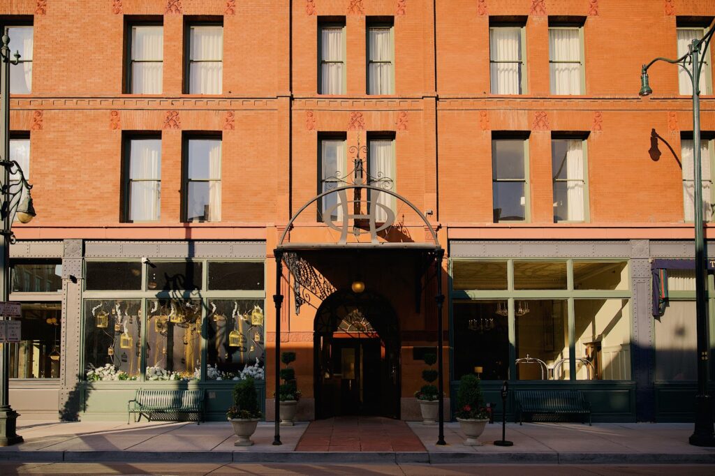 The Oxford Hotel - Image 5