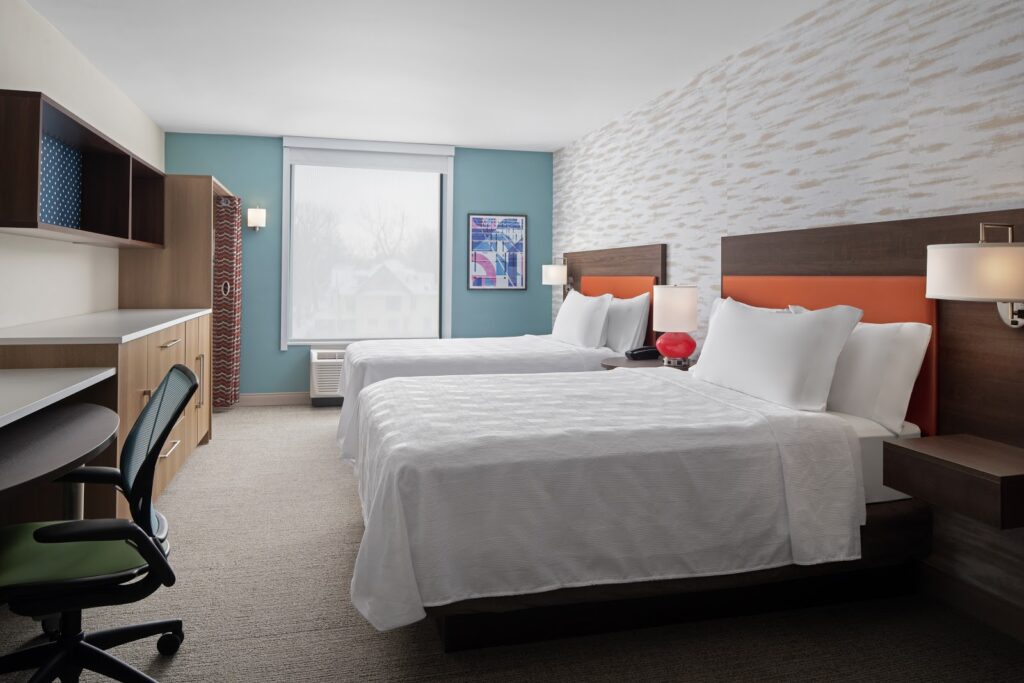 Home2 Suites by Hilton Des Moines at Drake University - Image 5