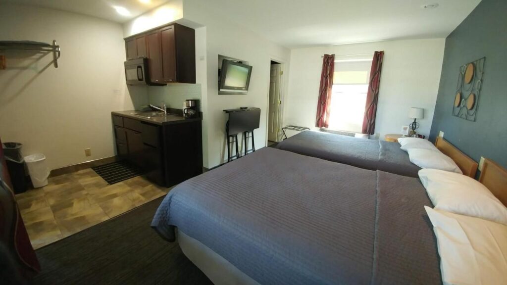Motel 57 - Image 4