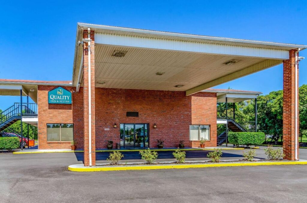 Quality Inn & Suites Creedmor - Butner - Image 1