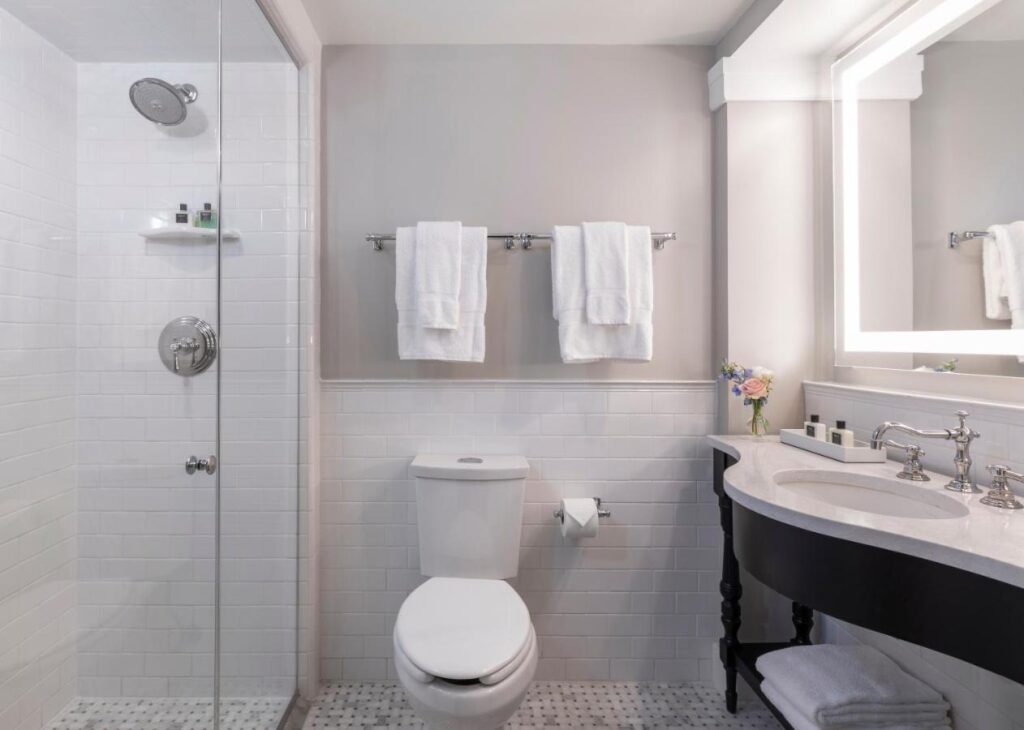 The Carolina Inn, a Destination by Hyatt Hotel - Image 1