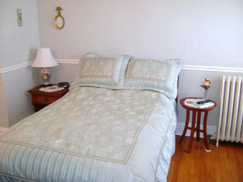 Four Creeks Bed&Breakfast - Image 2