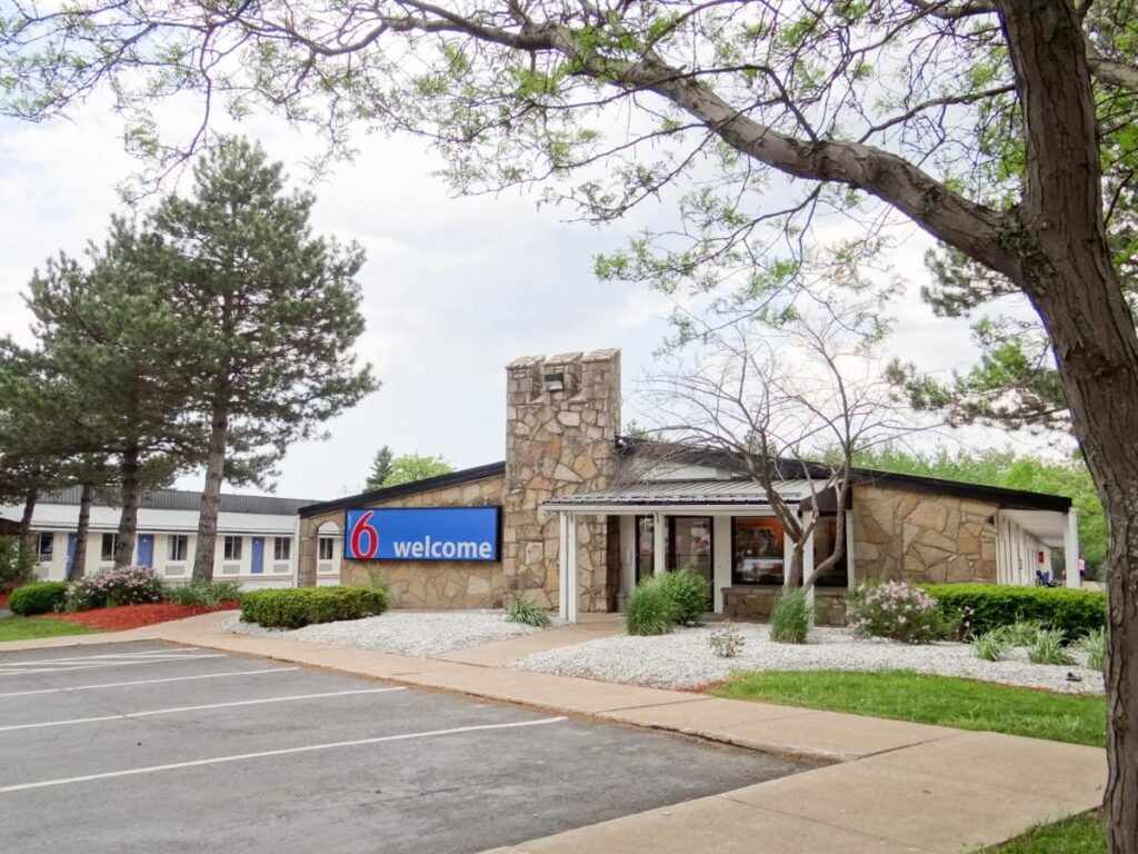 Motel 6-Erie, PA - Image 1