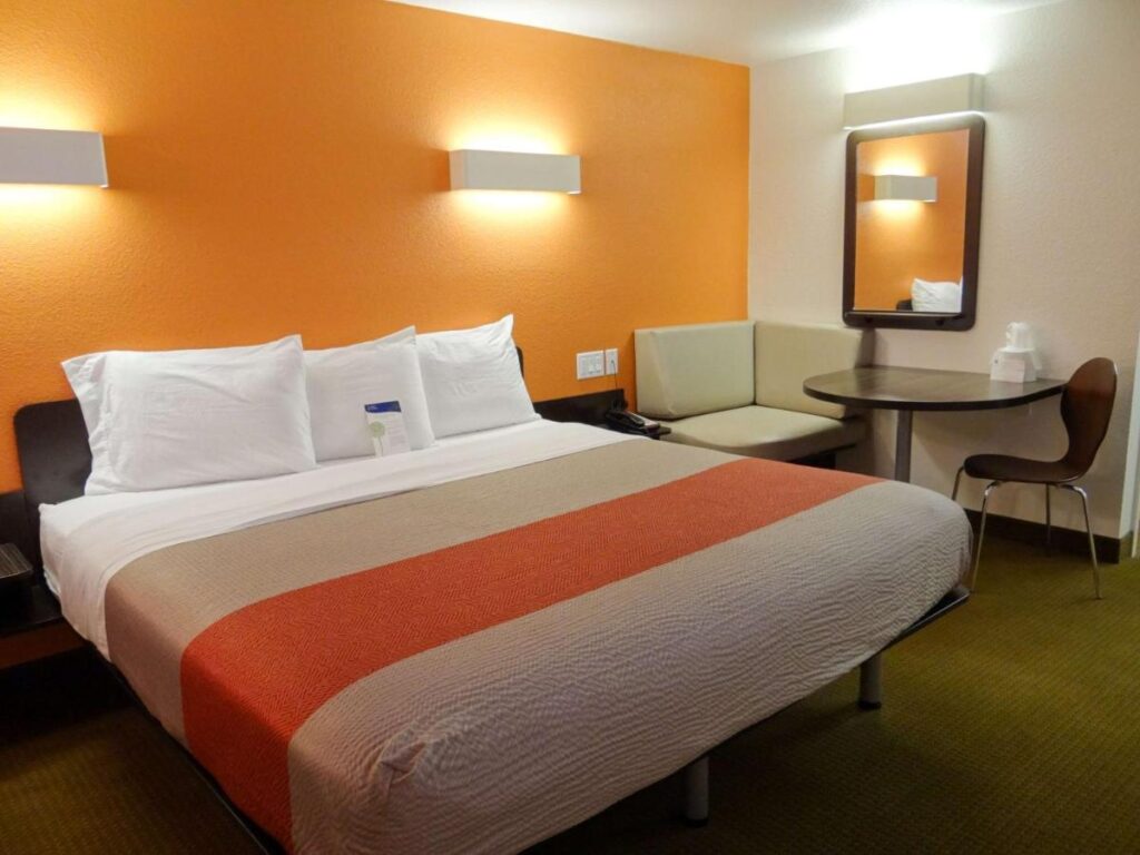Motel 6-Erie, PA - Image 3