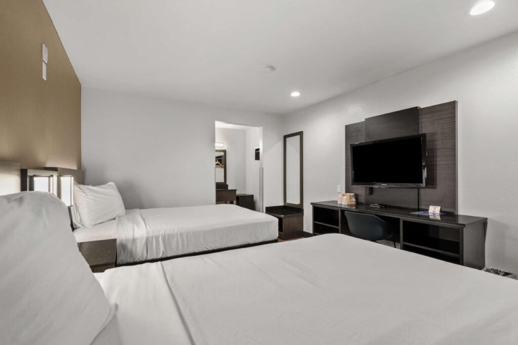 Suites Escondido CA - Image 4
