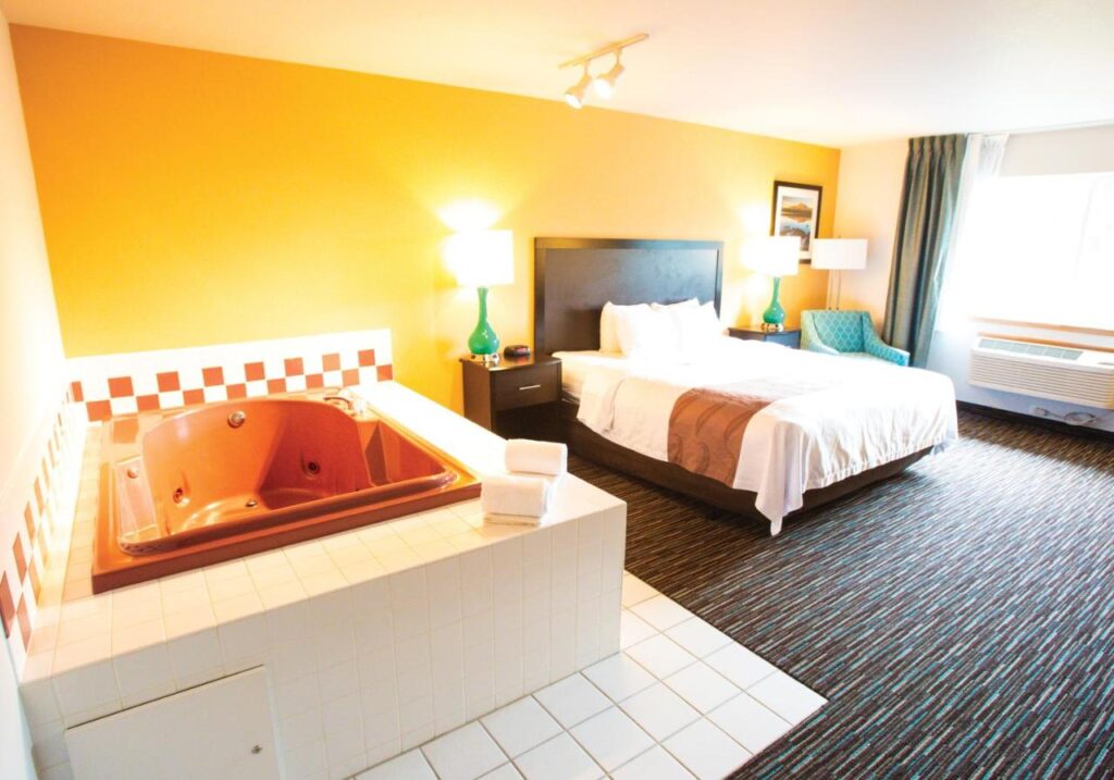 Cottage Grove Inn - Image 3
