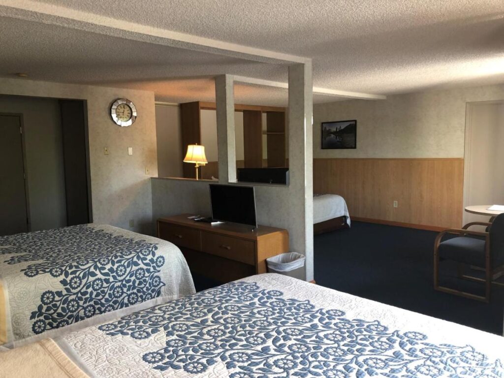 Days Inn by Wyndham Corvallis - Image 6