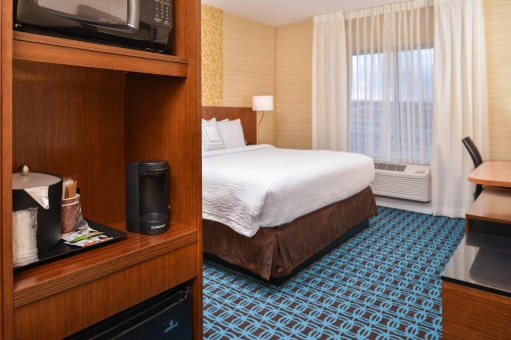 Fairfield Inn & Suites by Marriott Eugene East/Springfield - Image 3