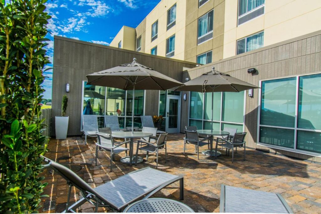 TownePlace Suites by Marriott Evansville Newburgh - Image 5