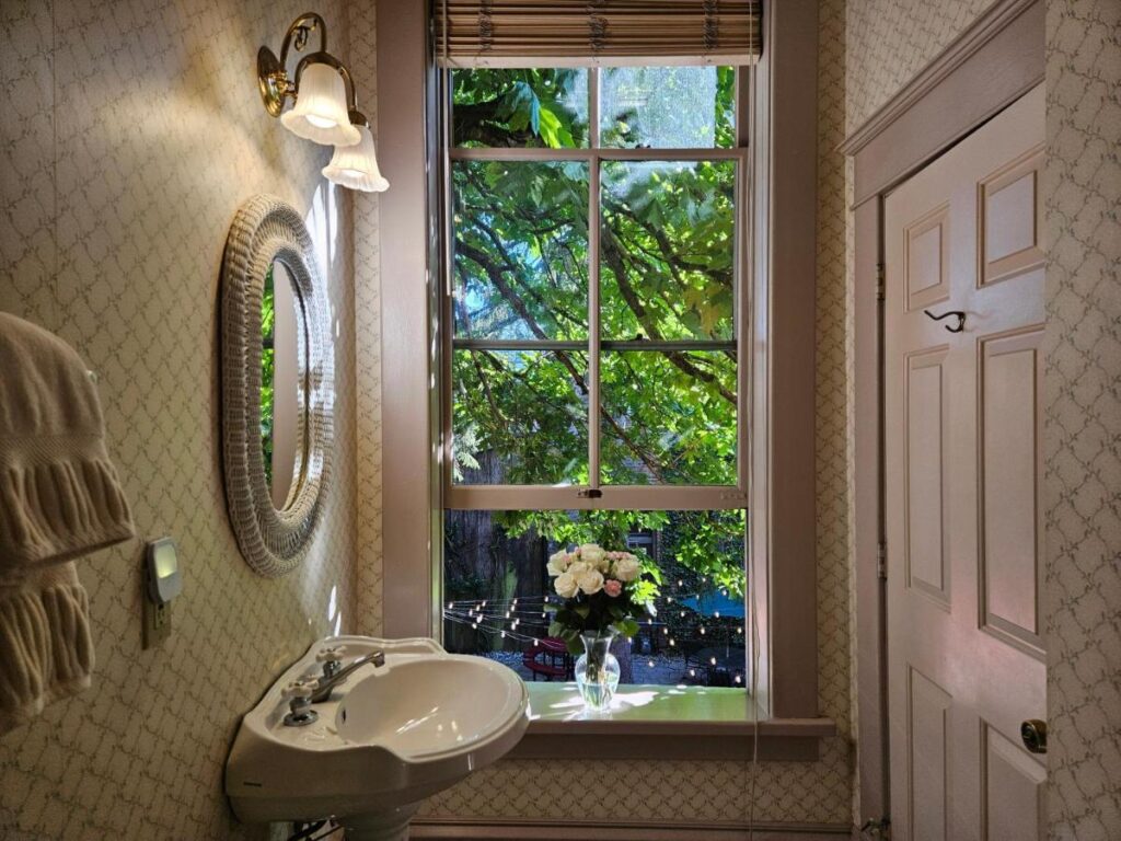 Hotel Planter - Image 6