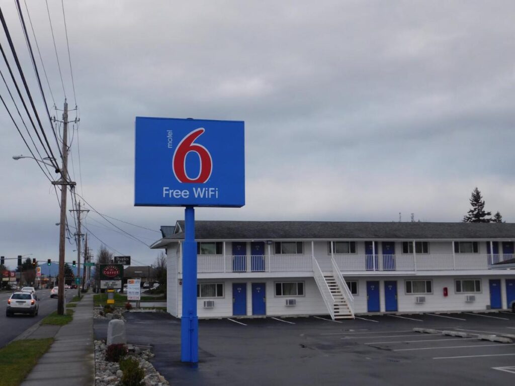 Motel 6-Burlington, WA - Image 1