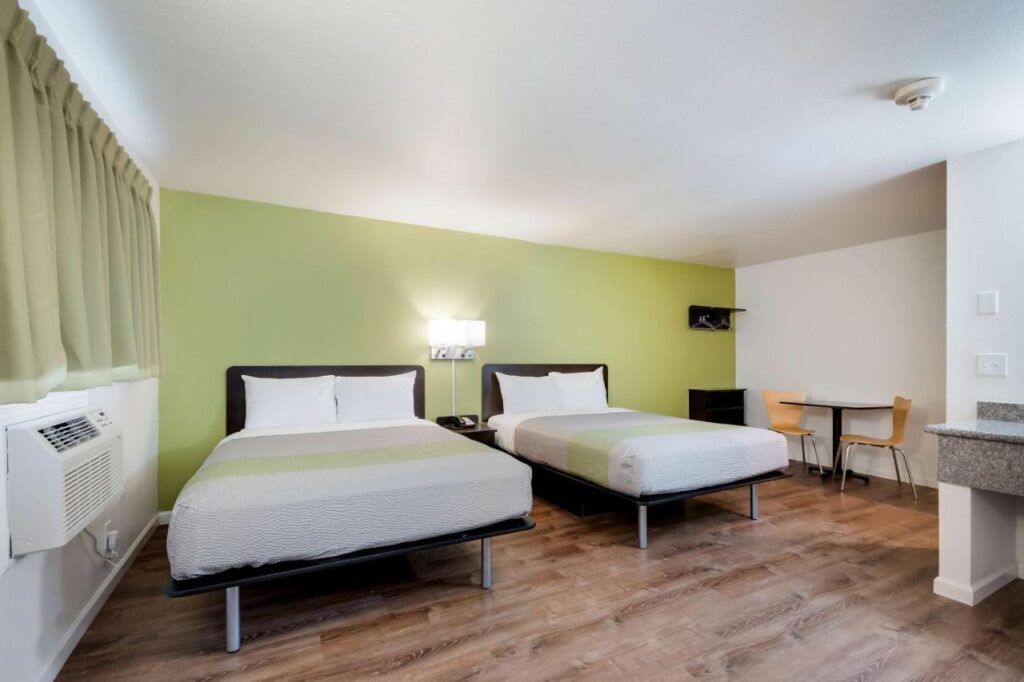 Motel 6-Burlington, WA - Image 2