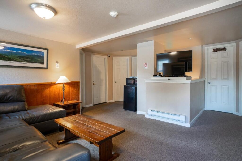 North Cascades Inn - Image 5