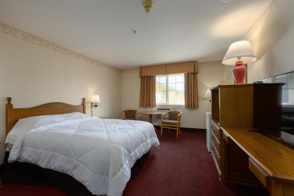 Three Rivers Inn Sedro Woolley - Image 3