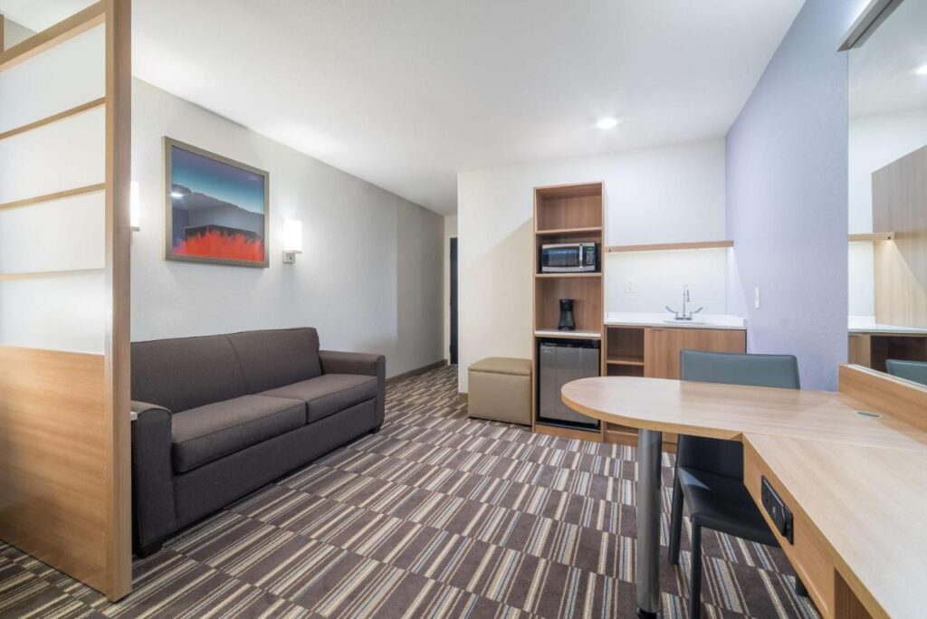 Microtel Inn & Suites By Wyndham Moorhead Fargo Area - Image 5