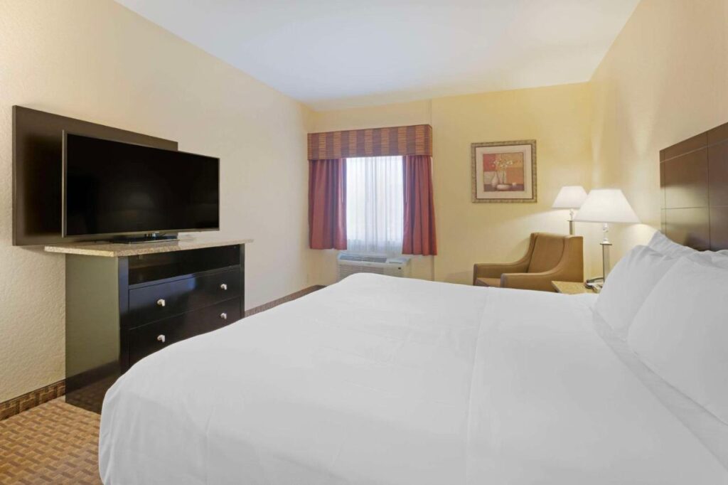 Comfort Inn Near Grand Canyon - Image 3