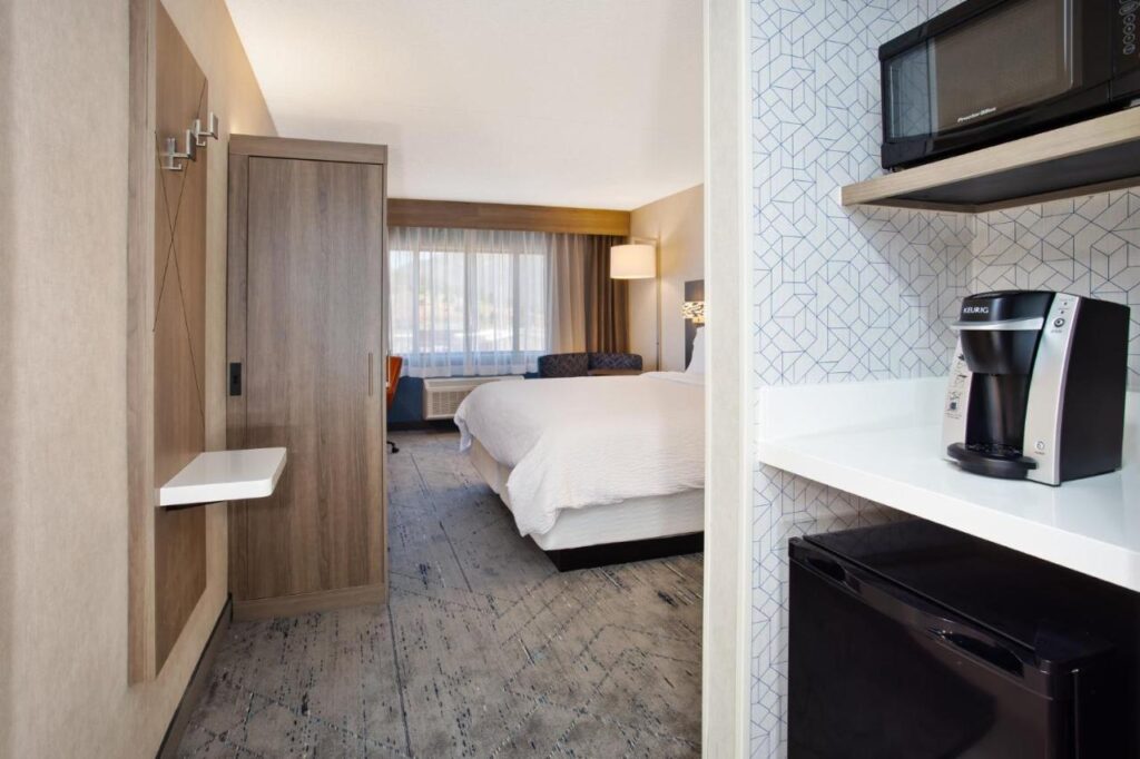 Holiday Inn Express Flagstaff by IHG - Image 4