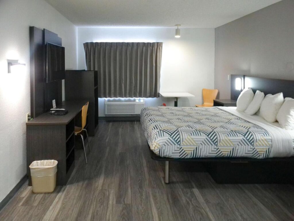 Motel 6-Winslow, AZ - Image 1