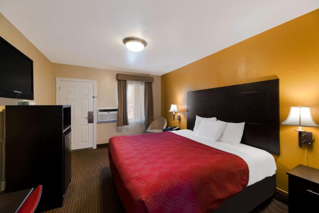 Rodeway Inn Flagstaff-Downtown - Image 4