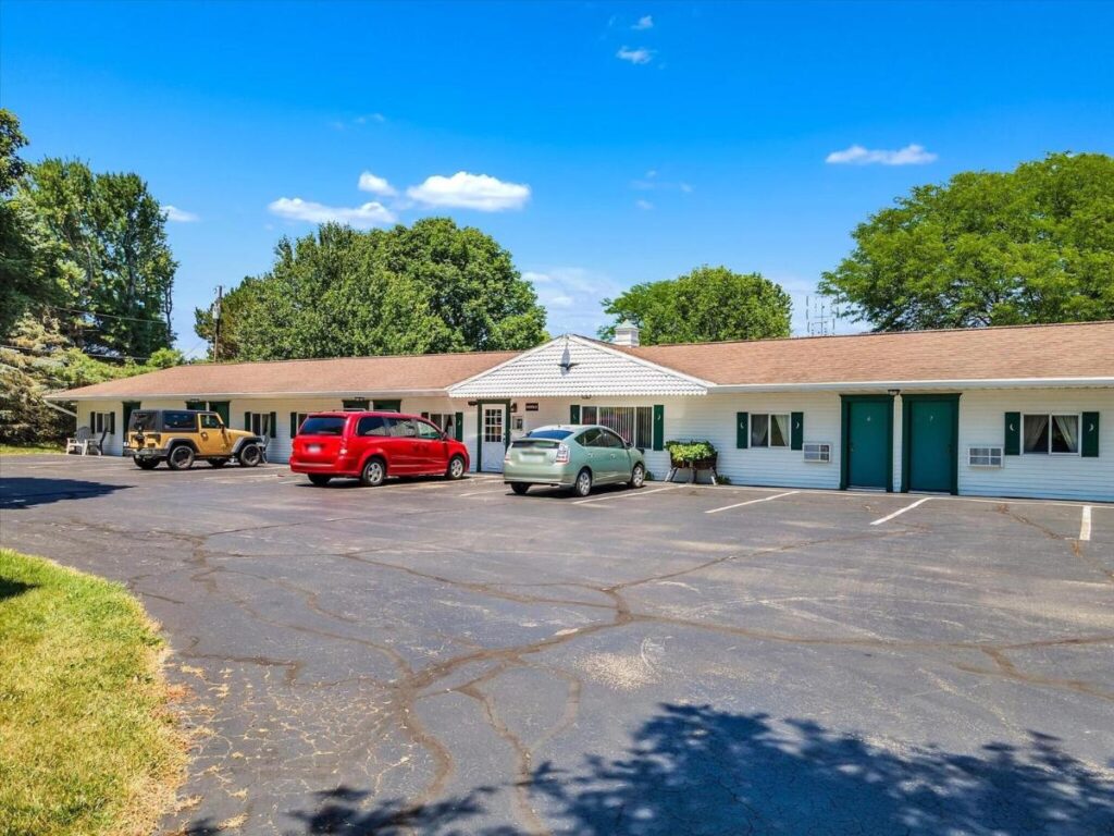 Williamston Inn - Image 1